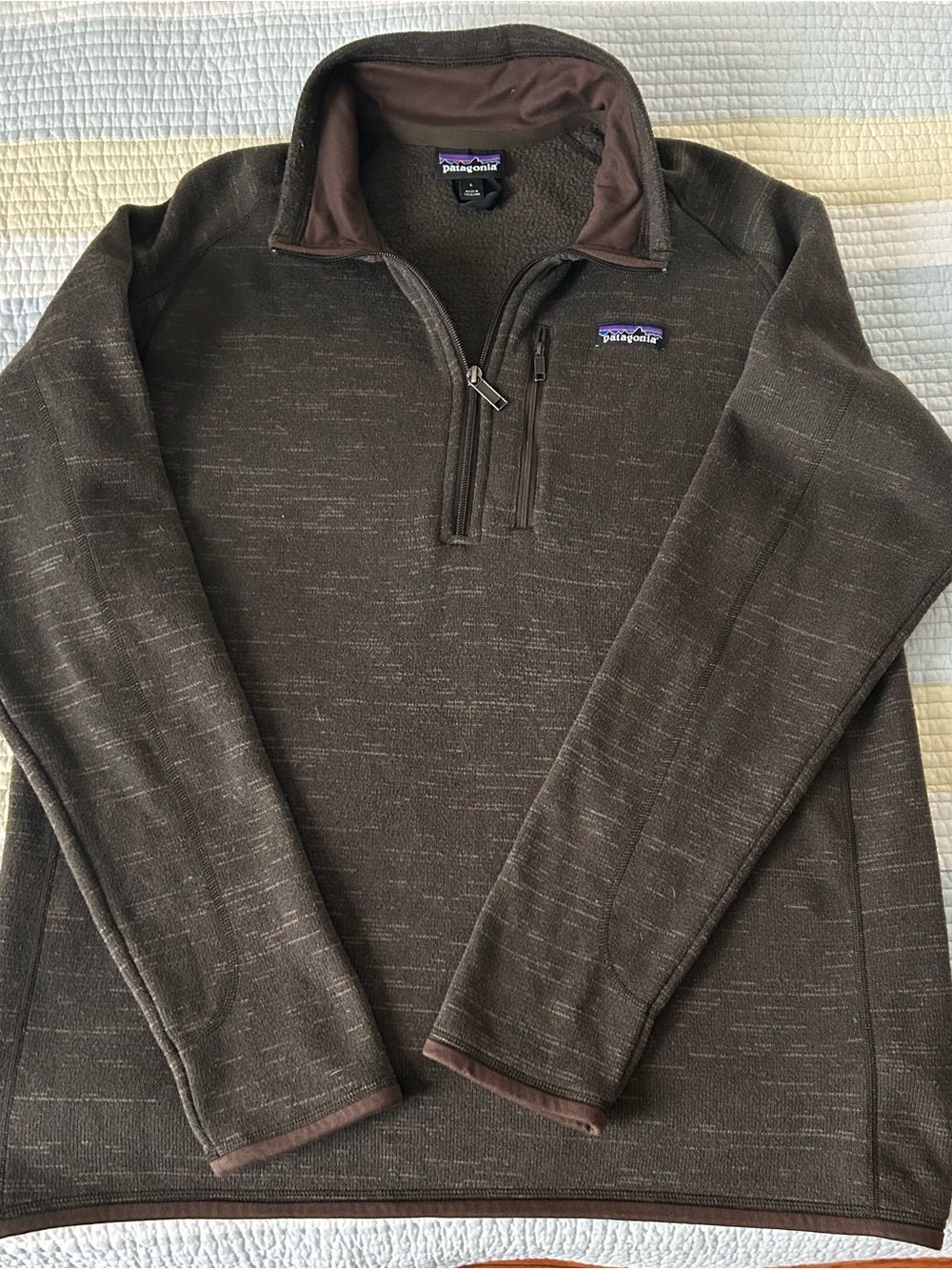 Patagonia Men's Dark Brown Heathered Half-Zip Pullover
